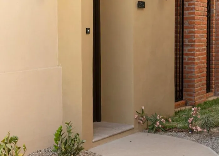 Inviting 2br In Mavila At Quivira *